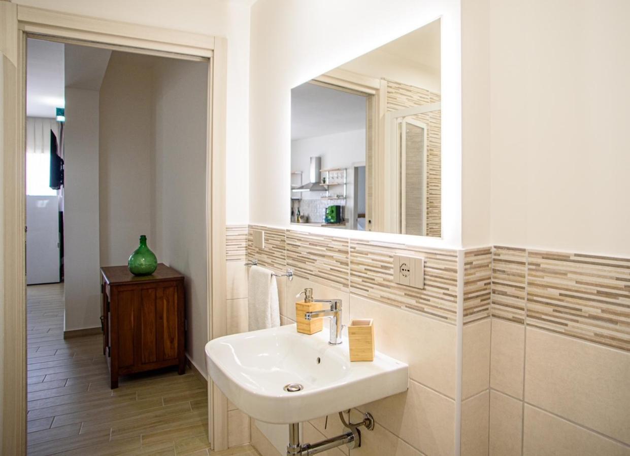 Central Station Apartments - Fanale Rentals Palerme Extérieur photo