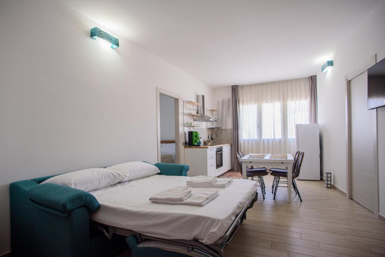 Central Station Apartments - Fanale Rentals Palerme Extérieur photo
