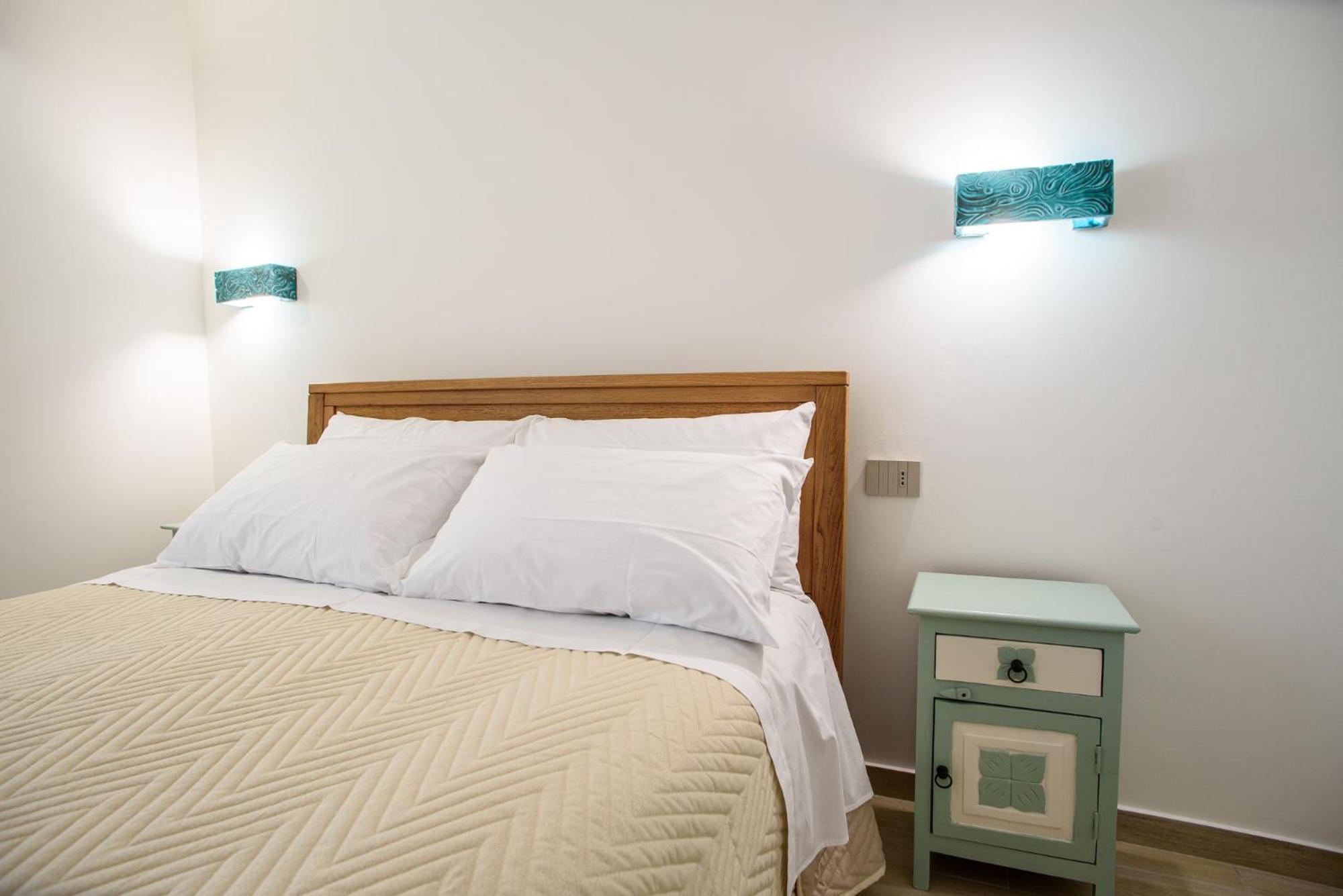 Central Station Apartments - Fanale Rentals Palerme Chambre photo